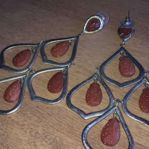 Kendra Scott Chandelier Earrings - Picture 4 of 4